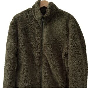 Uniqlo Brown Fleece Jacket